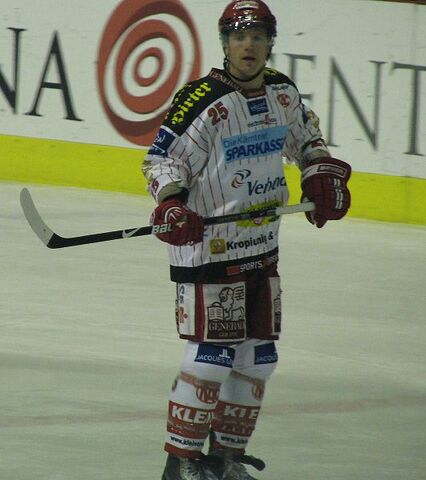 File:Kirk Furey 301009.jpg
