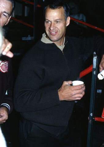 File:Gordie Howe.jpg