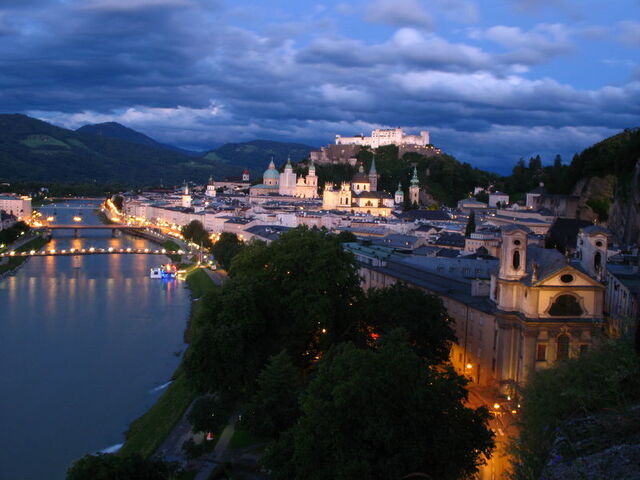 File:Salzburg.jpg