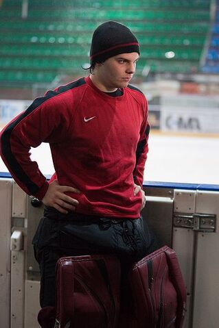 File:Benjamin Conz, Gottéron-Langnau, 15.01.2010.jpg