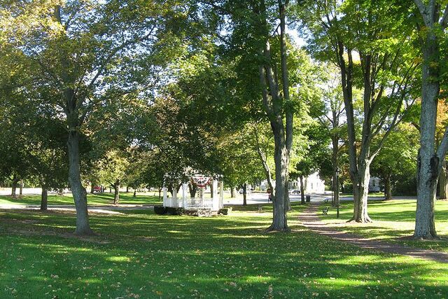 File:Wrentham, Massachusetts.jpg