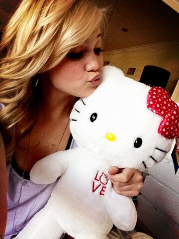 File:Olivia and Hello Kitty.jpg