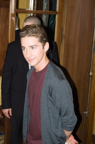 ファイル:Shia LaBeouf.jpg