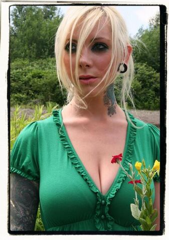 File:Maria+Brink 21.jpg