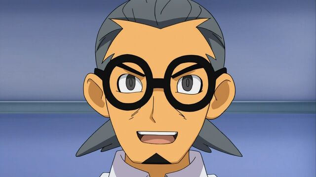 Arquivo:KeijiHatless.jpg