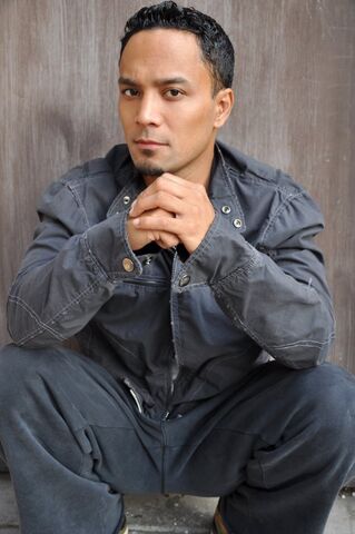 File:Nito Larioza.jpg