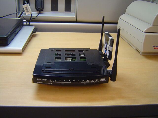 File:Linksys WRT600N FCCd.jpg