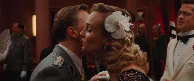 File:Bridget air kisses Landa.jpg