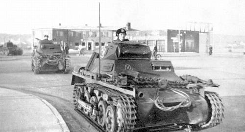 File:Weserbung-Sd Panzers.png