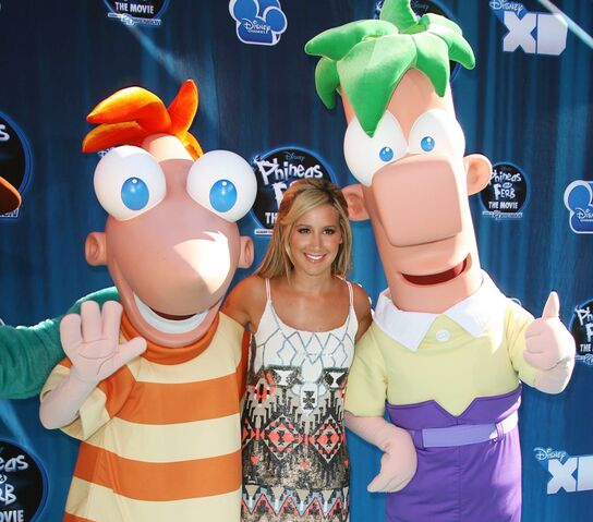 File:Ashley-tisdale-premiere-phineas-and-ferb-2-04.jpg