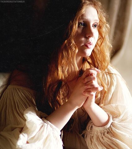 File:Rosamund.jpg