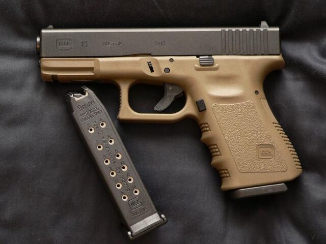 Datei:Glock 19.jpg