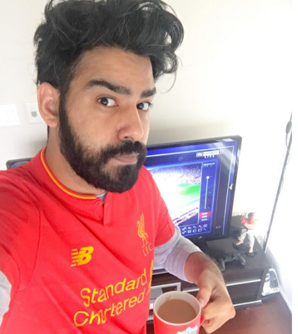 File:LiverpoolsoccerfanRahul.png