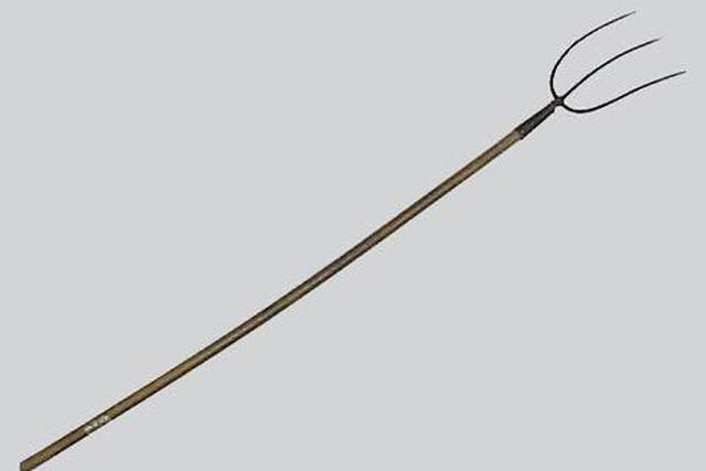File:Mcq-96-1807-fourche.jpg