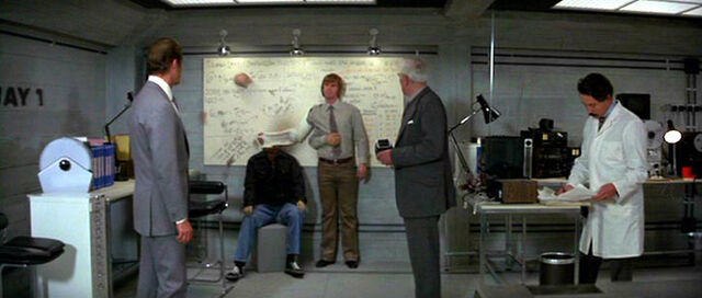 File:Smithers FYEO gadget003.jpg