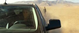 Quantum of Solace - Greene abandoned in the desert