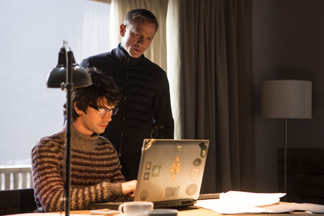 File:Spectre-Trailer Release Promo 005.jpg