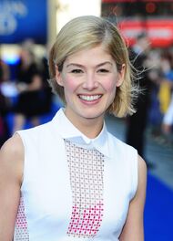 Rosamund Pike