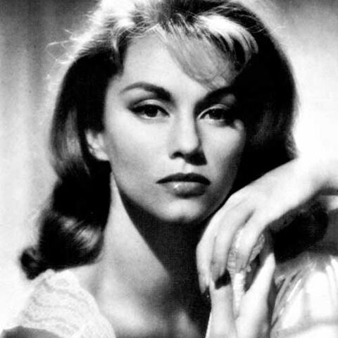 File:CR54-Linda-Christian2.jpg
