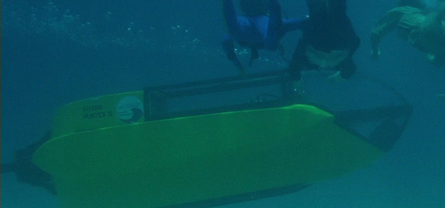 File:Shark Hunter II (1).png