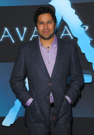 File:Premiere+20th+Century+Fox+Avatar+Arrivals+94-NCAvXuTll.jpg