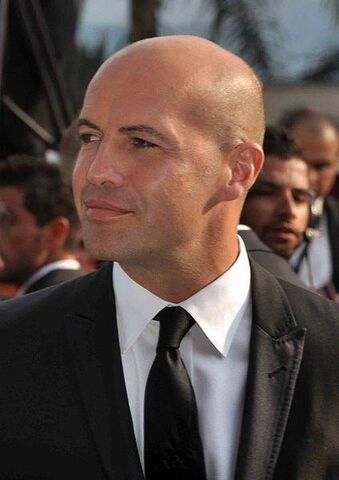 File:Billy Zane Cannes 2010.jpg