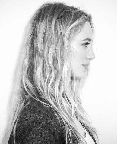 File:Yaelgroblas-issuemag2.jpeg