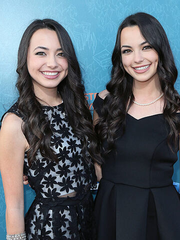 File:Merrell Twins.jpg