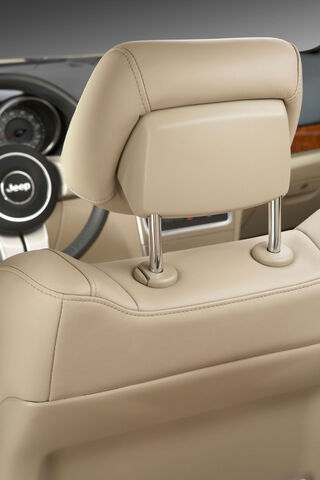 File:28-2011-jeep-chero-presstwo.jpg