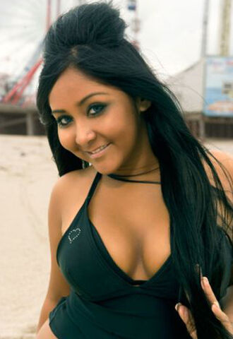 File:SnookiS1.jpg