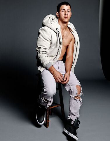 File:Nick-Jonas-Flaunt9.jpg