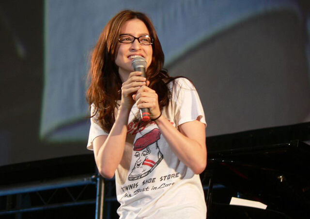 Archivo:Angela Aki2.jpg