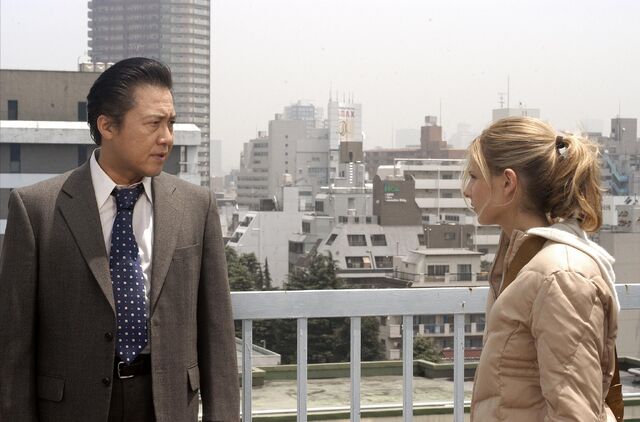 File:Still-of-sarah-michelle-gellar-and-ryo-ishibashi-in-the-grudge-(2004)-large-picture.jpg