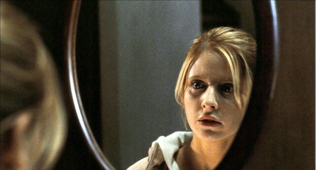 File:The-grudge-stills-2004-sarah-michelle-gellar-12678258-1402-780.jpg