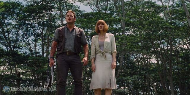 File:Jurassicworld-movie-trailer-screencap-48.jpg