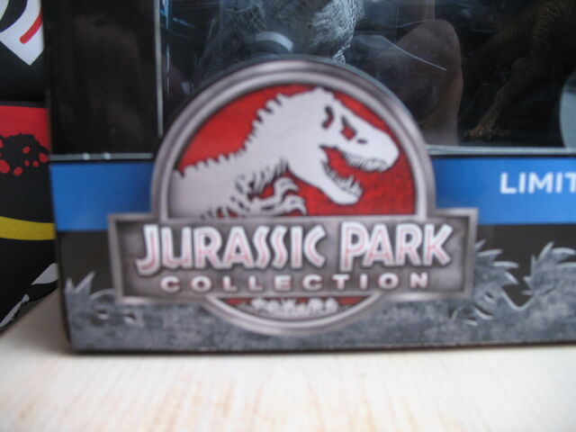 File:JW Blu ray box4.jpg