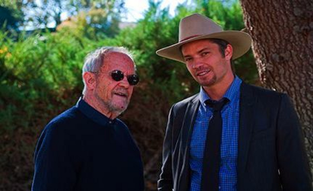 File:Elmore-leonard .png