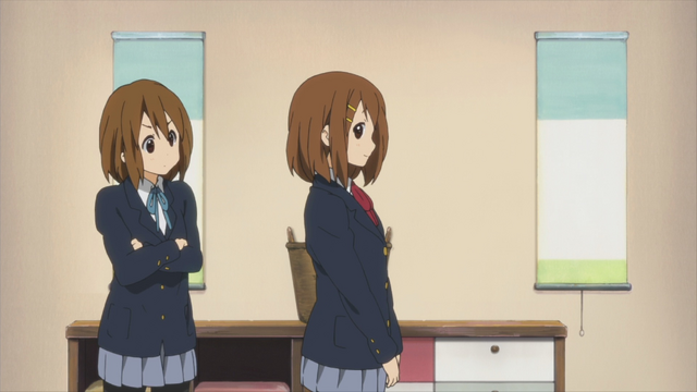 File:Ui looks like Yui.png