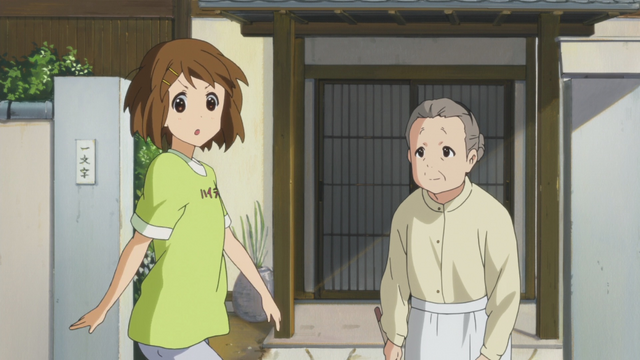 File:Yui and Tomi.png