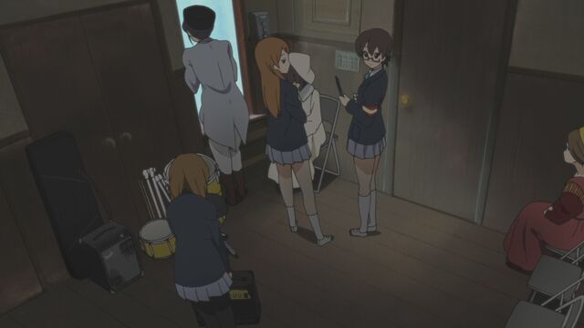 File:Megumi Outline.jpg