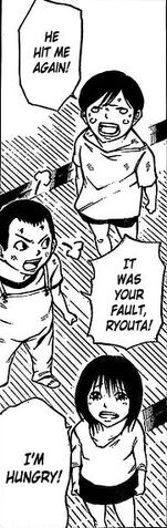 File:Ryouta and brothers.jpg