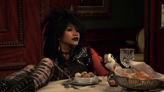 File:K.C. Undercover Pilot21.jpg