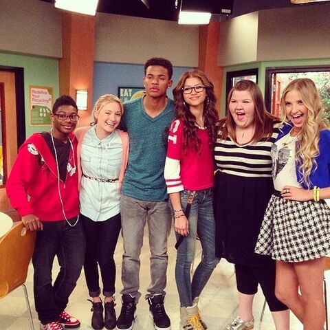 File:Super Awesome Katy cast.jpg