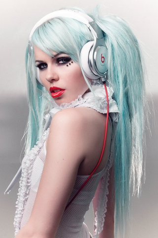 Archivo:Beats by Brian Ziff (2).png