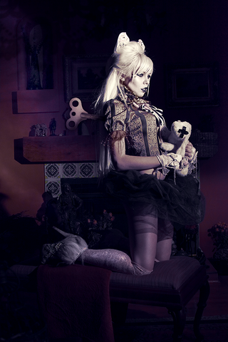 File:Kerli by Vespertine (5).png
