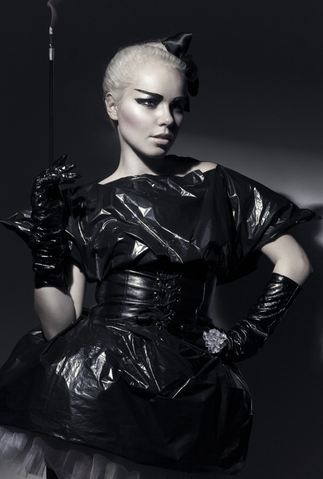 File:Kerli trash dress2.png