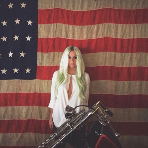 File:Keshas twitter 47 2014.jpg