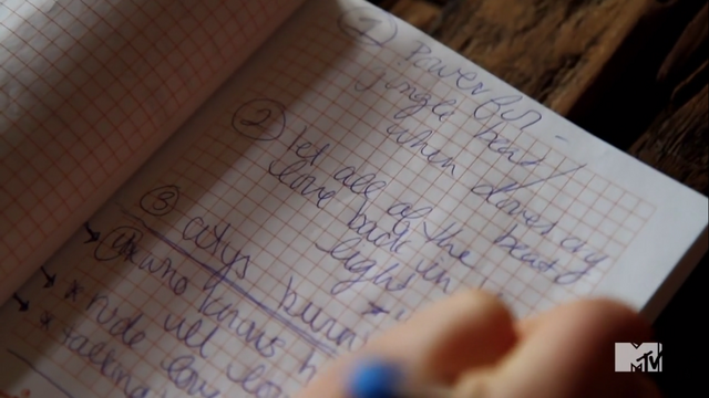 File:Loveintothelight.png