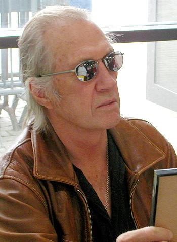 File:David Carradine.png