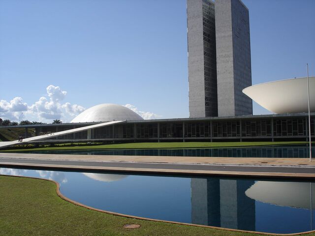 File:Congresso brasilia.jpg